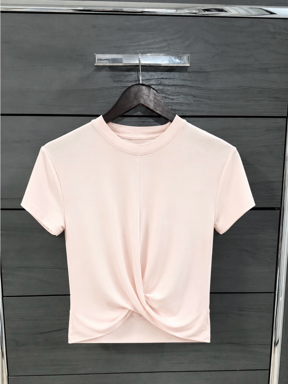 CALIA by Carrie Underwood Pale Pink Twist-Front Crop Top